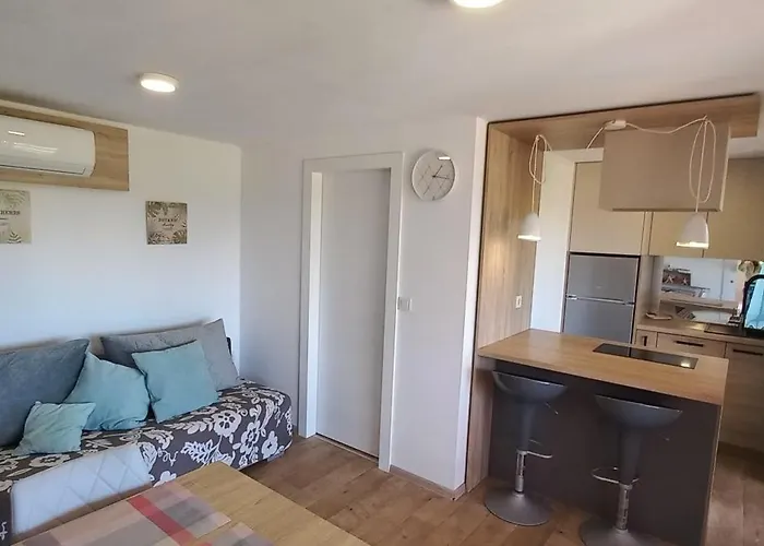 Holiday home House Ive, House Beta - A Romantic Hideaway In An Olive Grove By The Sea, Fenced With Privacy, Swimming Pool, Jacuzzi And Playground, Pomer *